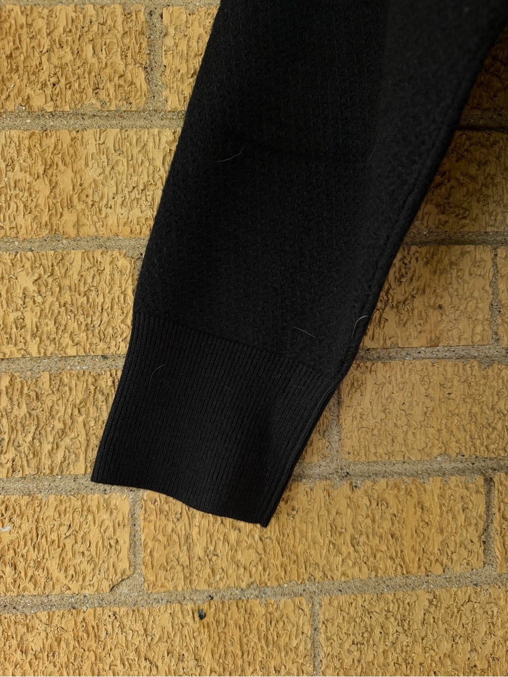 Fabletics Black Textured Soft Crewneck Sweater Women’s XL Black - Picture 6 of 9